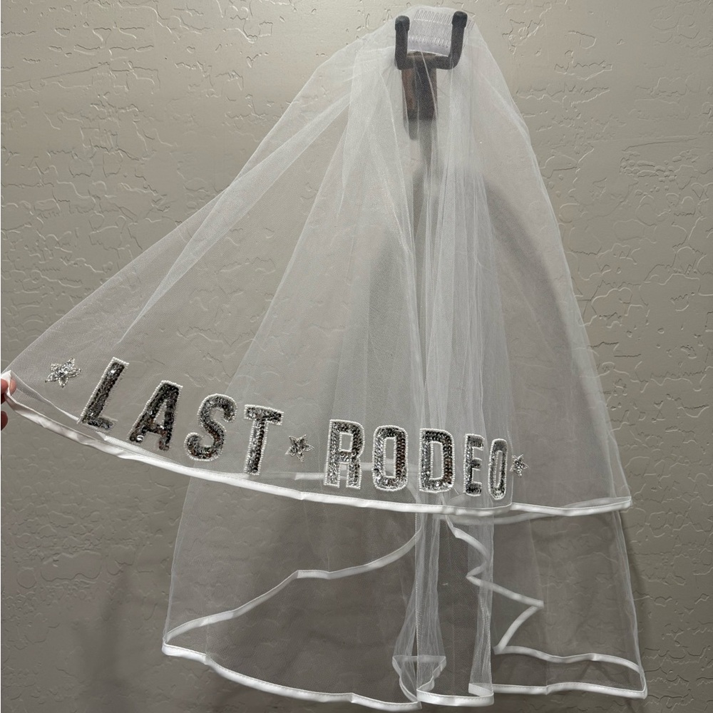 White 'Last Rodeo' Bachelorette/Bridal Veil with Sequins